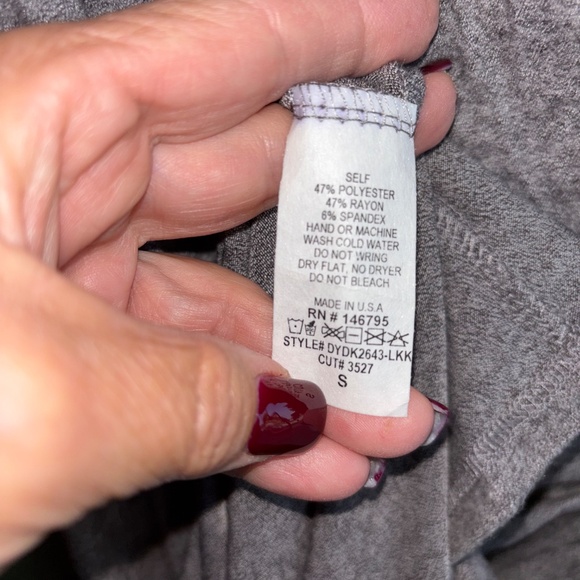 Altar’d State small dress with cinched waist - Picture 6 of 7